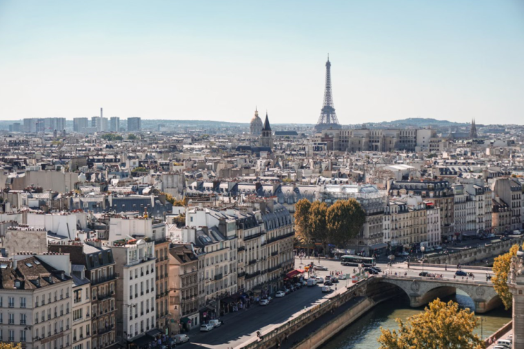 Service de Taxi Rapide et Fiable vers l'Hôpital Saint-Antoine à Paris, Persan, Le taxi du Val d'Oise